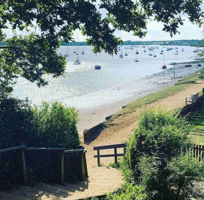 Rockhopper Cottage, Waldringfield Woodbridge Exterior photo