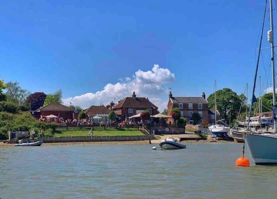 Rockhopper Cottage, Waldringfield Woodbridge Exterior photo